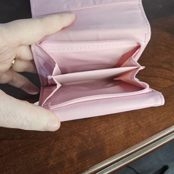 Wallet - Picture 3 of 4